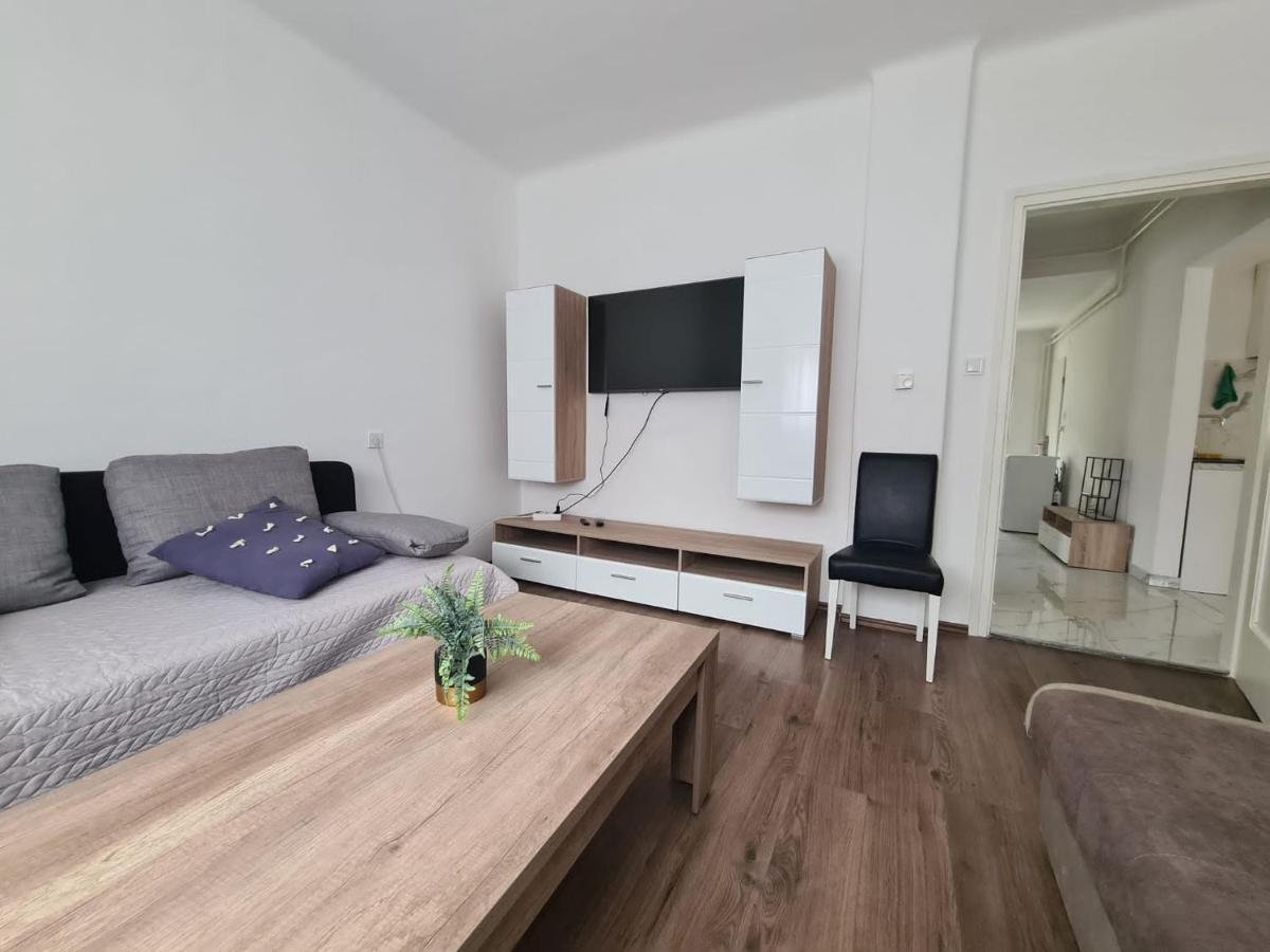 House Delboy With Garage, Crnomerec زغرب المظهر الخارجي الصورة